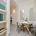 Daire Ych-montebello - Roma