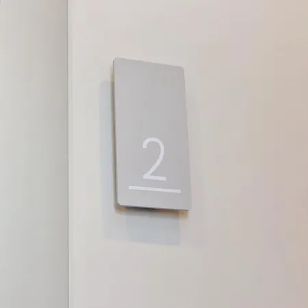 Ych-montebello - * רומא