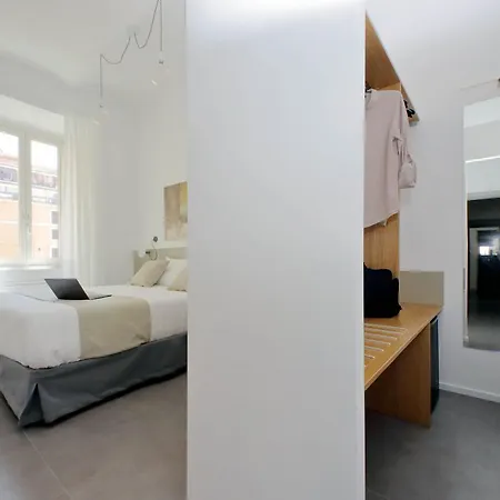 Ych-montebello - Roma