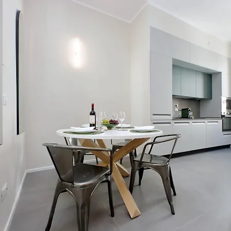 Ych-montebello - Roma