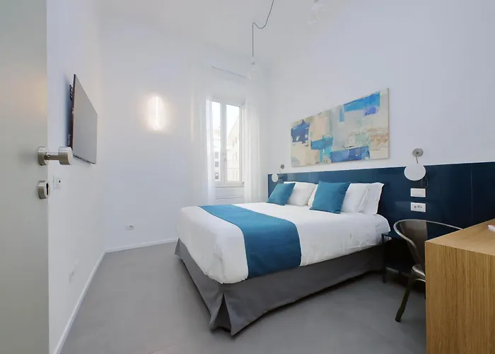 Ych-montebello - * Рим