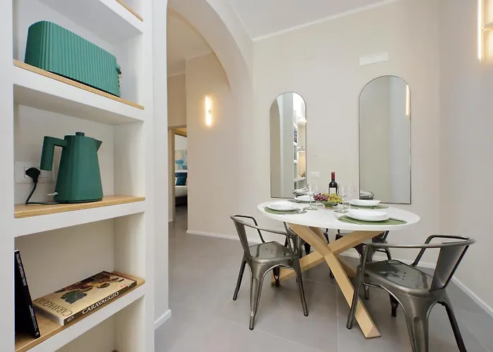 Апартаменты Ych-montebello - Рим